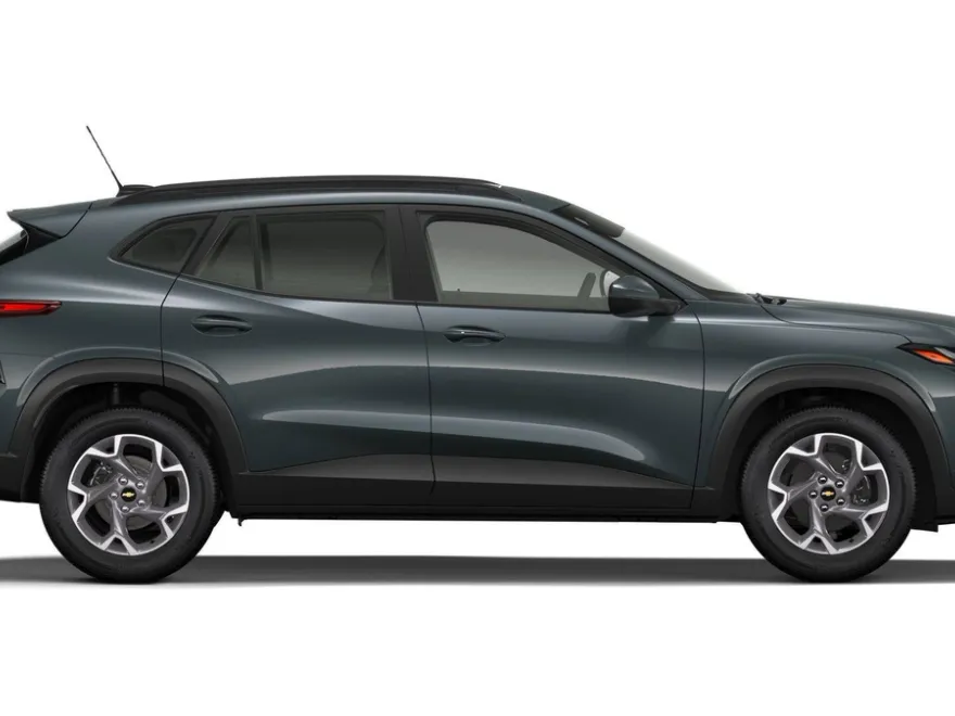 2026 Chevrolet Trax LT photo 1