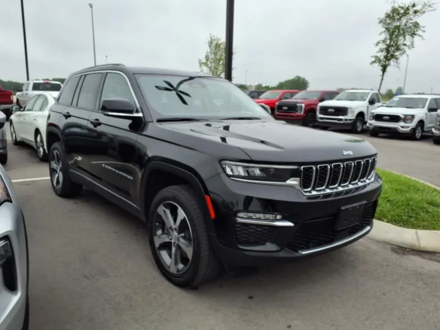2022 Jeep Grand Cherokee Limited 4xe photo 1