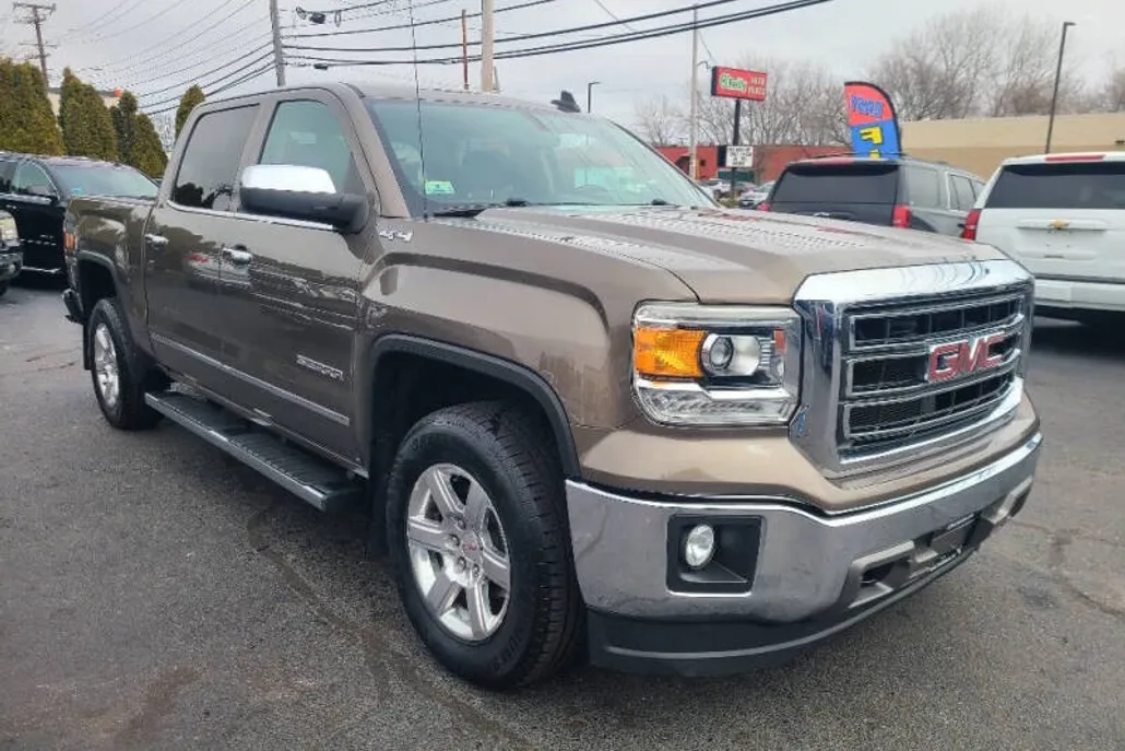 2015 Gmc Sierra 1500 SLT photo 1
