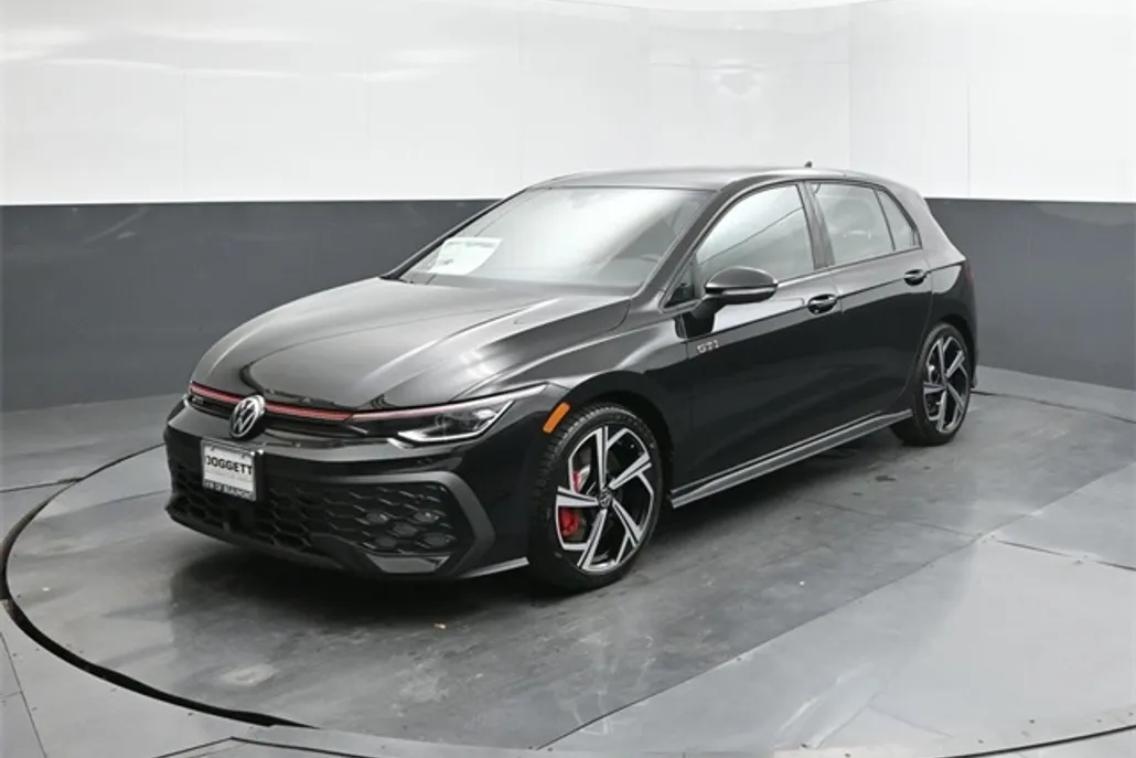 2025 Volkswagen Golf GTI SE photo 1