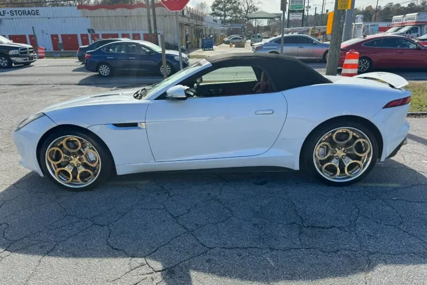 2014 Jaguar F-TYPE V8 S photo 1