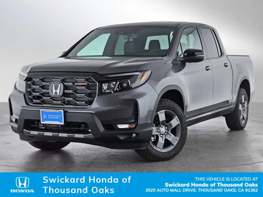 2025 Honda Ridgeline TrailSport photo 1