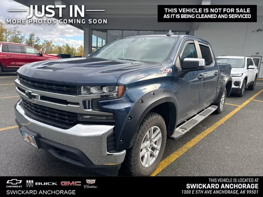 2021 Chevrolet Silverado 1500 LT photo 1
