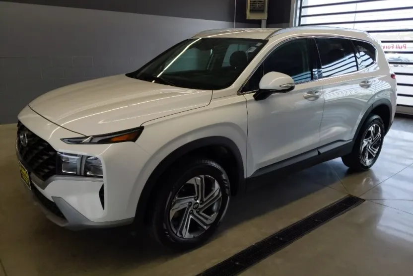 2023 Hyundai Santa Fe SEL photo 1