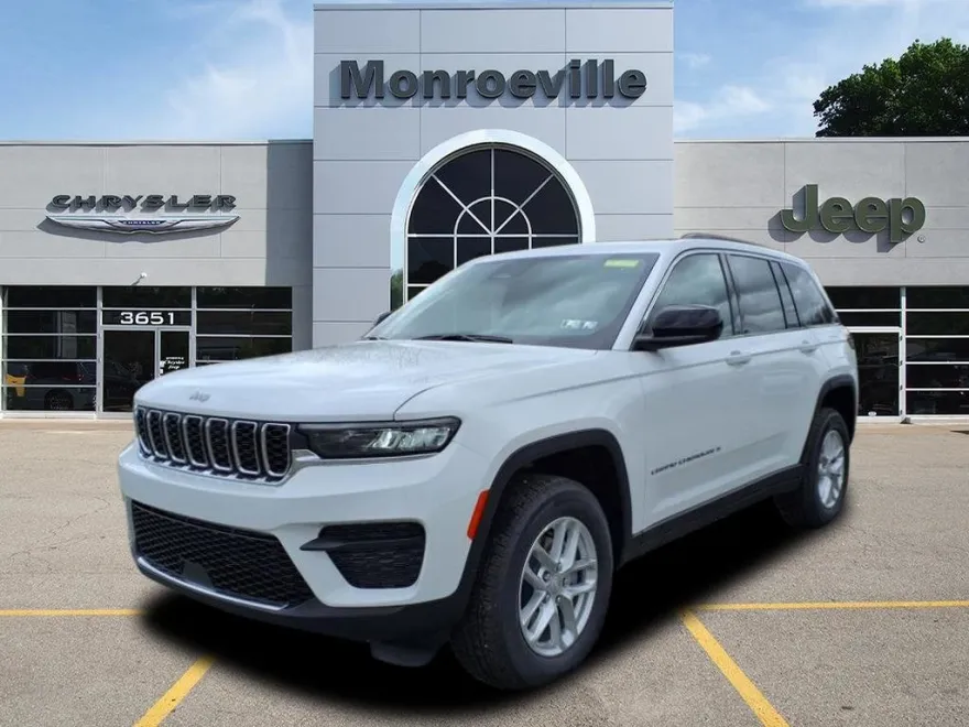 2025 Jeep Grand Cherokee Laredo X photo 1
