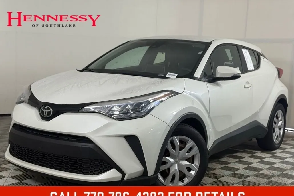 2021 Toyota C-HR LE photo 1