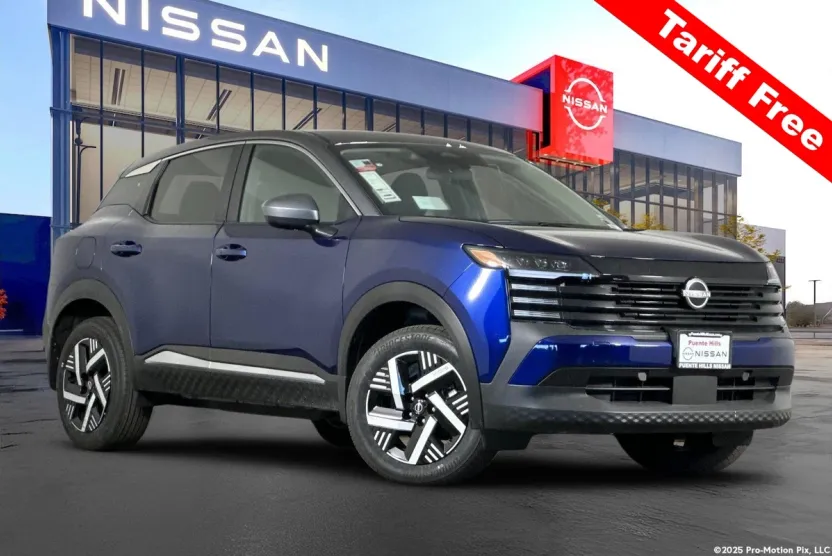 2025 Nissan Kicks SV photo 1