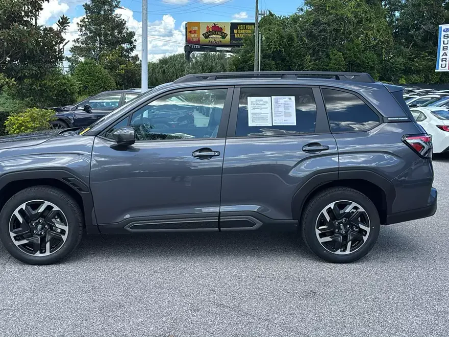 2025 Subaru Forester Limited photo 1
