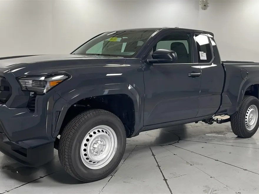 2025 Toyota Tacoma SR XtraCab photo 1