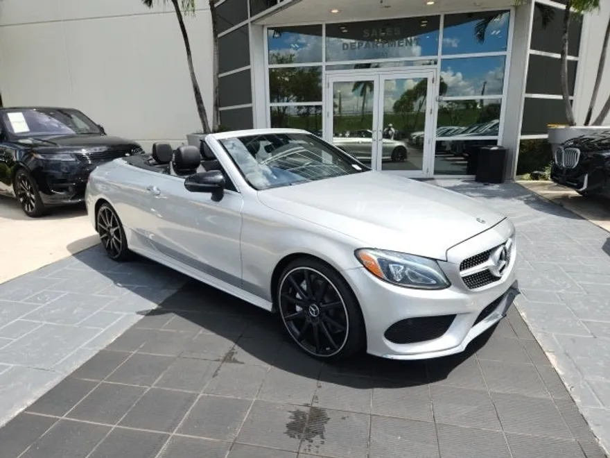 2018 Mercedes Benz C 300 photo 1