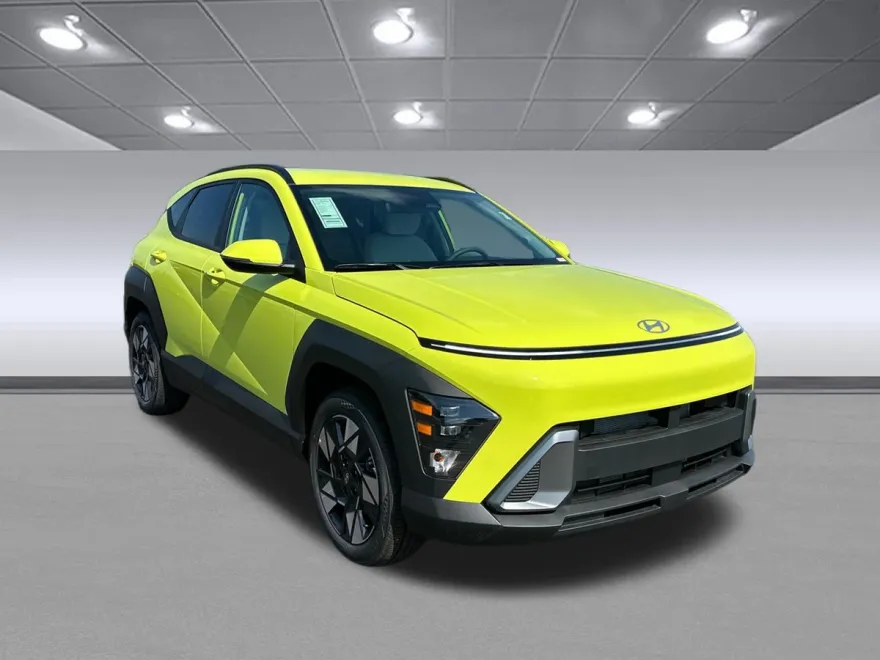 2025 Hyundai Kona SEL photo 1
