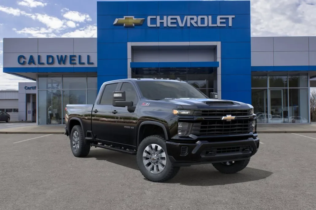 2026 Chevrolet Silverado 2500HD Custom photo 1