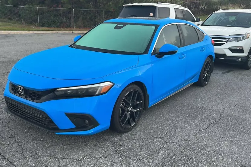 2024 Honda Civic Hatchback Sport Touring photo 1