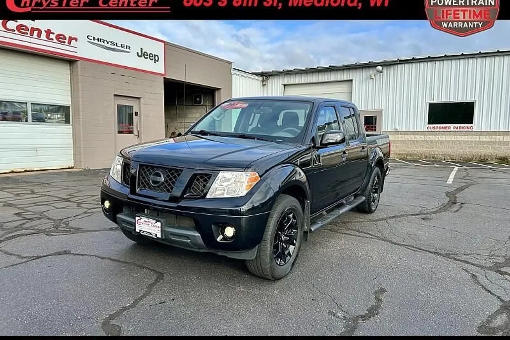 2021 Nissan Frontier Crew Cab photo 1