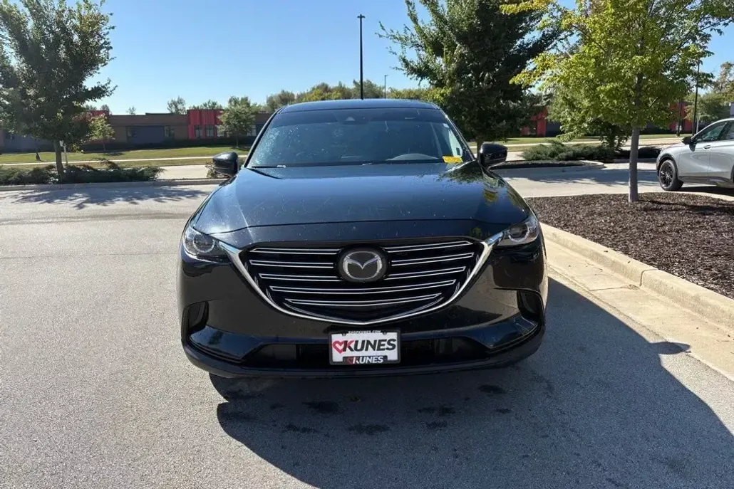 2019 Mazda CX-9 Touring photo 1