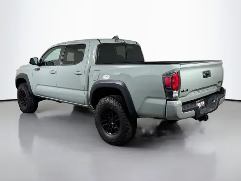 2021 Toyota Tacoma TRD Pro photo 4