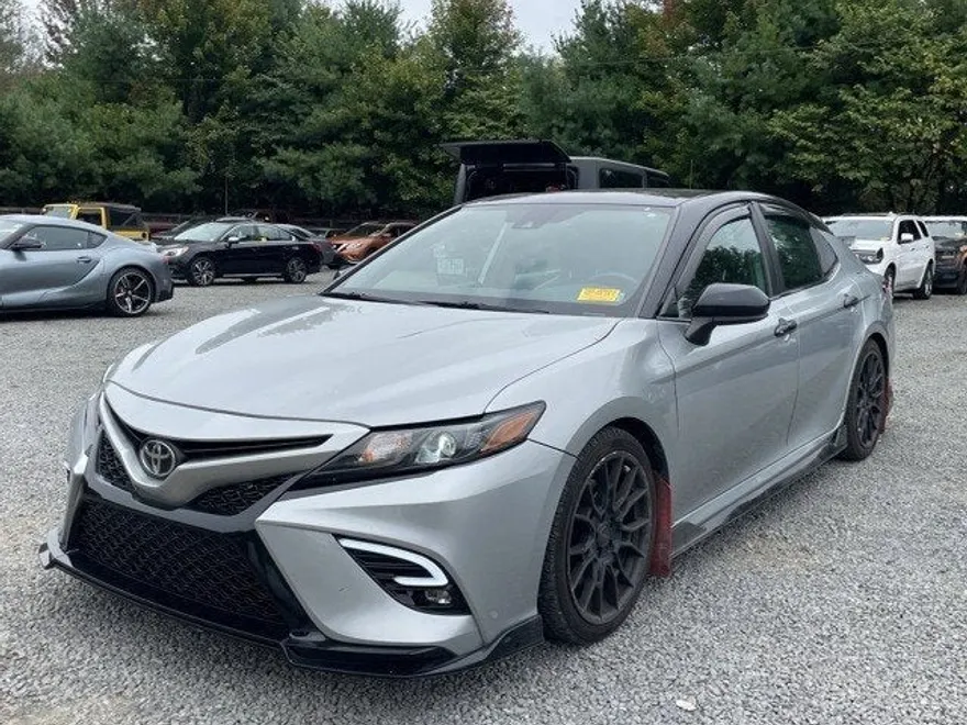 2020 Toyota Camry XSE V6 photo 1