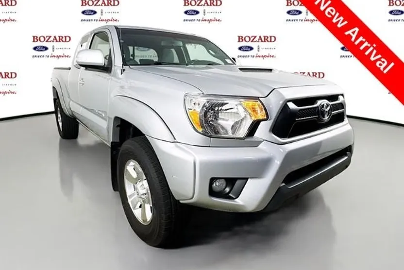2013 Toyota Tacoma PreRunner V6 photo 1