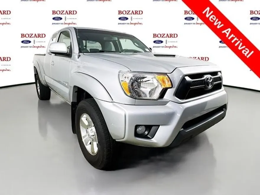 2013 Toyota Tacoma PreRunner V6 photo 1