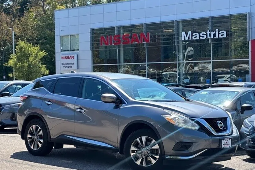 2017 Nissan Murano S photo 1