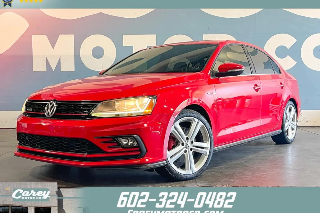 2017 Volkswagen Jetta 2.0T GLI photo 1