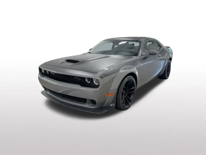 2023 Dodge Challenger R/T Scat Pack photo 1