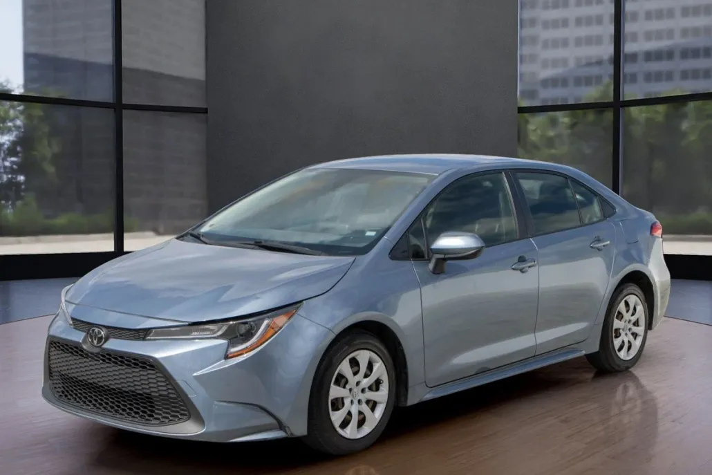 2022 Toyota Corolla LE photo 1