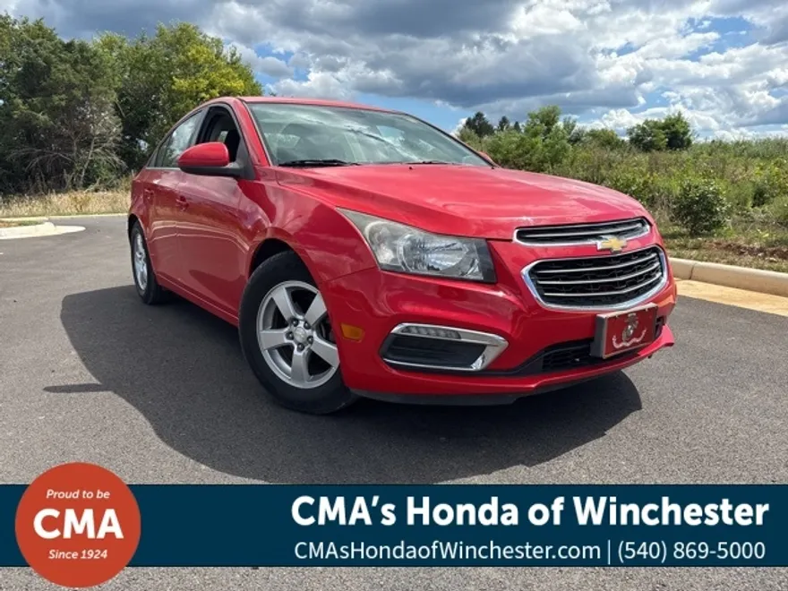 2016 Chevrolet Cruze LT photo 1