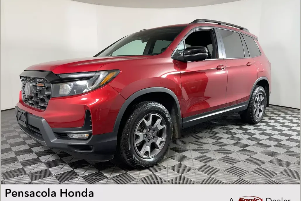 2023 Honda Passport TrailSport photo 1