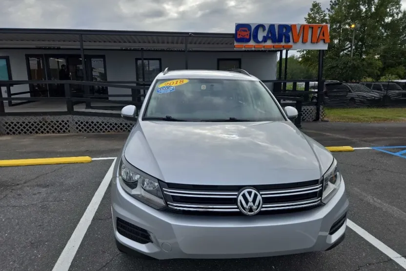 2018 Volkswagen Tiguan Limited photo 1