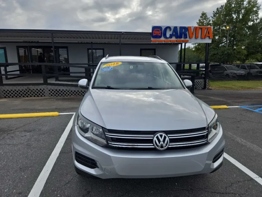 2018 Volkswagen Tiguan Limited photo 1