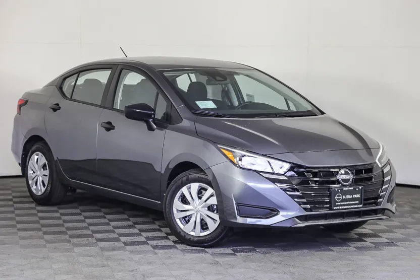 2025 Nissan Versa S photo 1