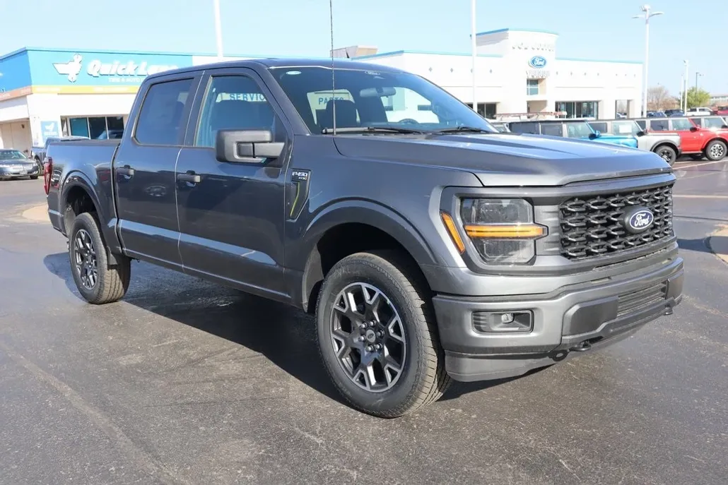 2025 Ford F-150 STX photo 1