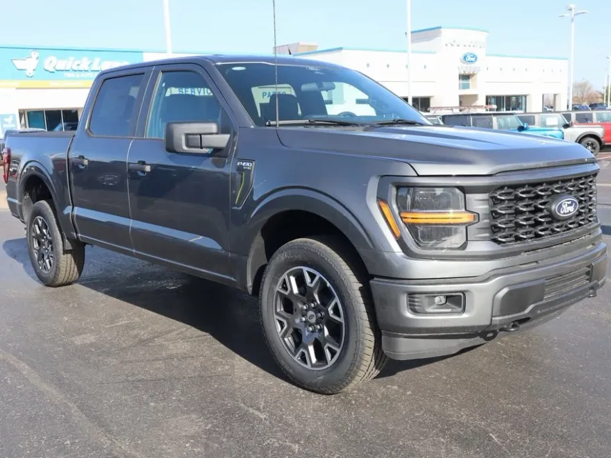 2025 Ford F-150 STX photo 1
