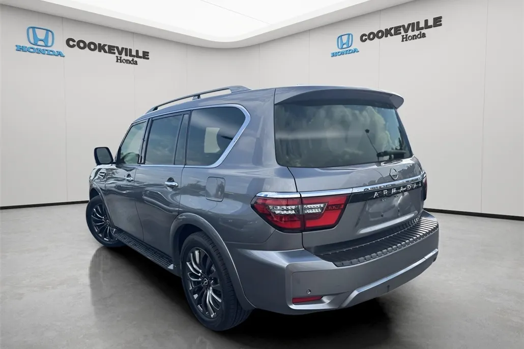 2023 Nissan Armada Platinum photo 1