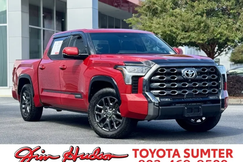 2023 Toyota Tundra Platinum photo 1
