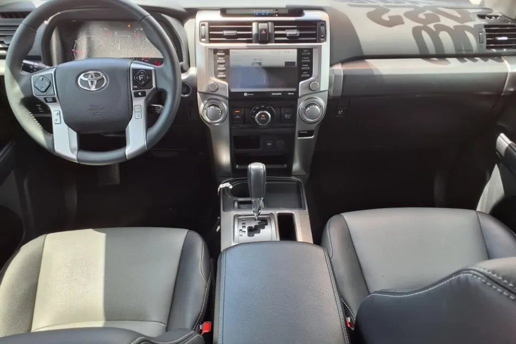 2022 Toyota 4Runner SR5 Premium photo 1