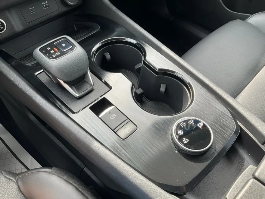 2021 Nissan Rogue SV photo 1