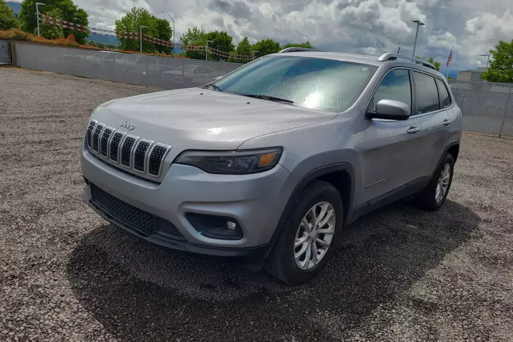 2019 Jeep Cherokee Latitude photo 1