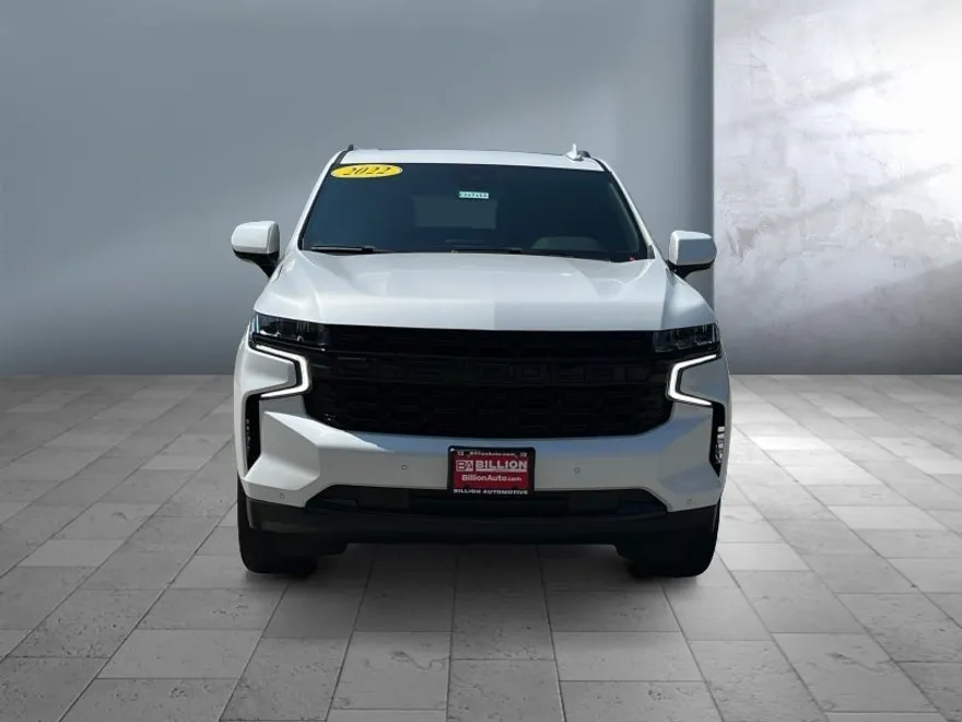 2023 Chevrolet Suburban RST photo 1
