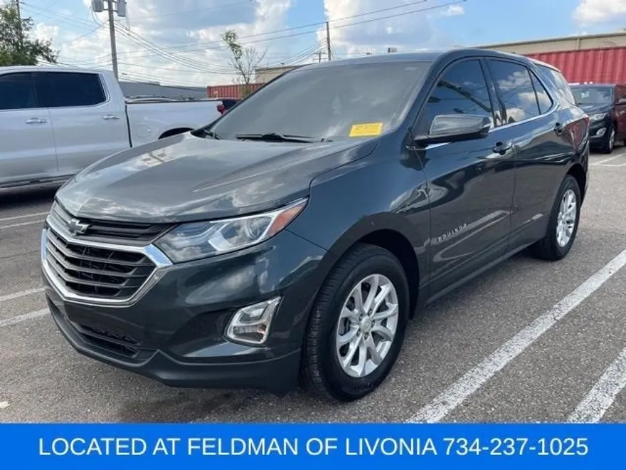 2019 Chevrolet Equinox LT photo 1