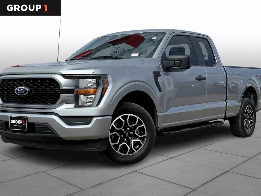 2023 Ford F-150 XL photo 1