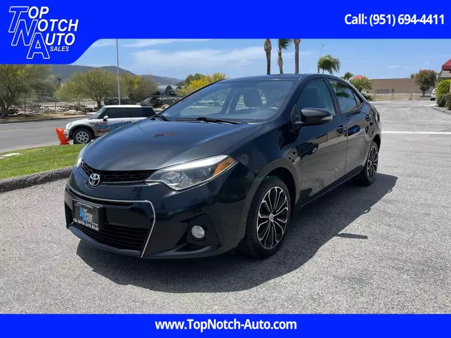 2015 Toyota Corolla Plus photo 1