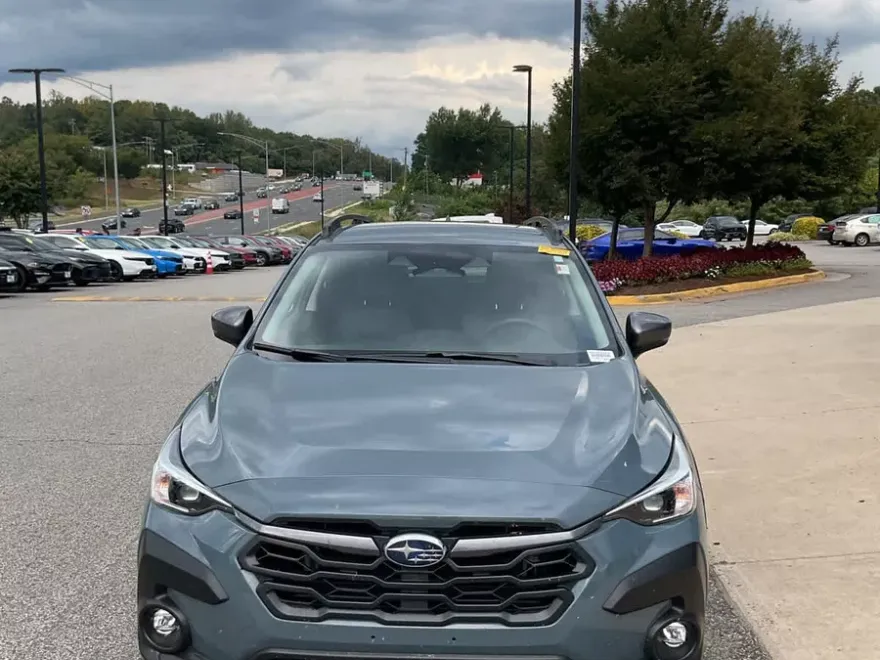 2024 Subaru Crosstrek Premium photo 1