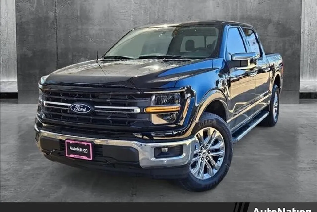 2025 Ford F-150 XLT photo 1