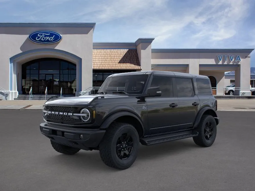 2025 Ford Bronco Outer Banks photo 1