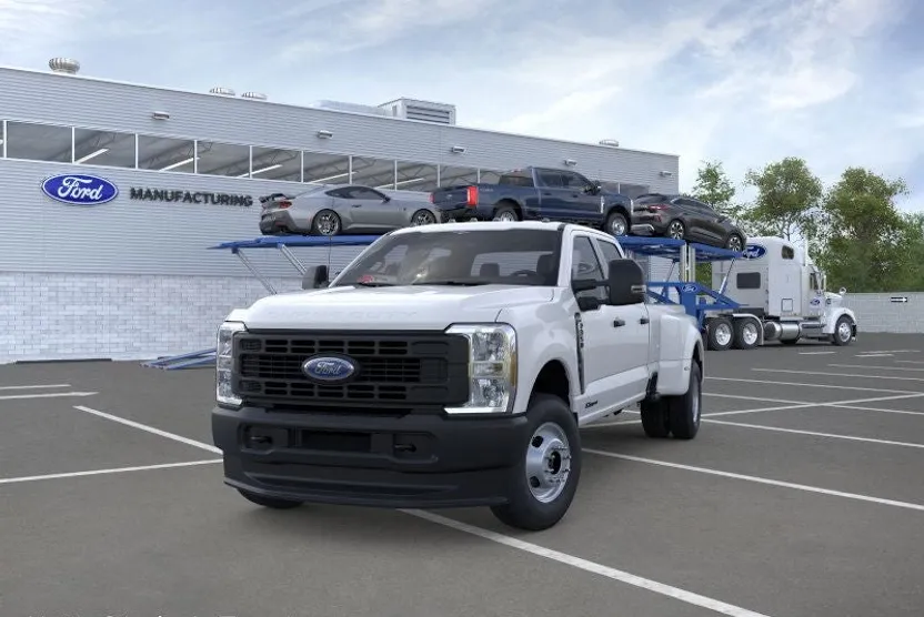 2026 Ford F-350 photo 1