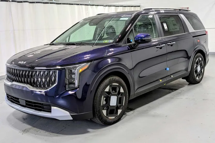 2026 Kia Carnival EX photo 1