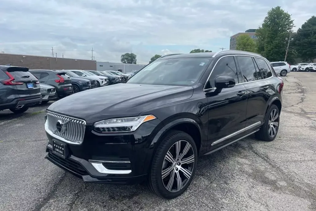 2024 Volvo XC90 Recharge T8 Plus photo 1