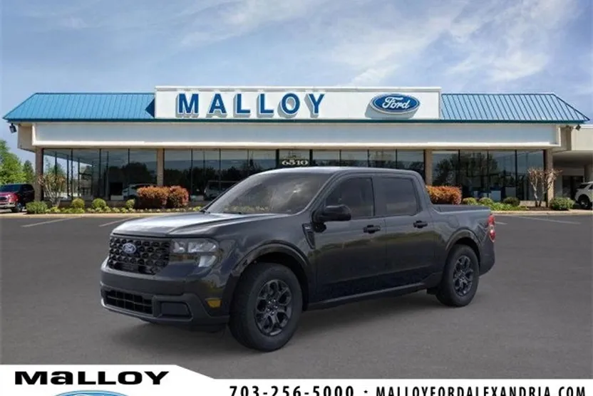 2025 Ford Maverick XLT photo 1